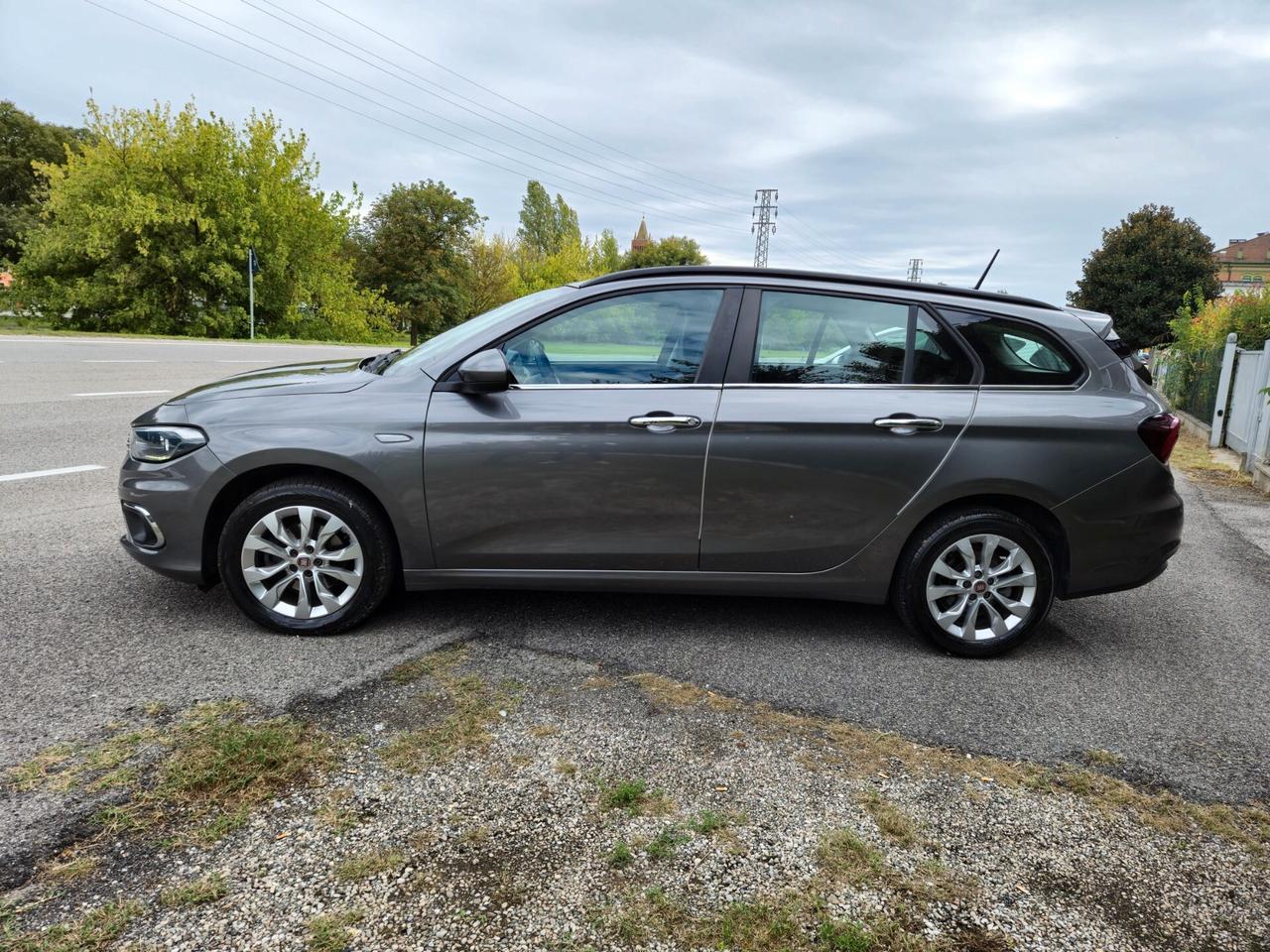 Fiat Tipo SW 1.6 mjt Lounge 120CV AUTOM !!24 MESI GARANZIA!!