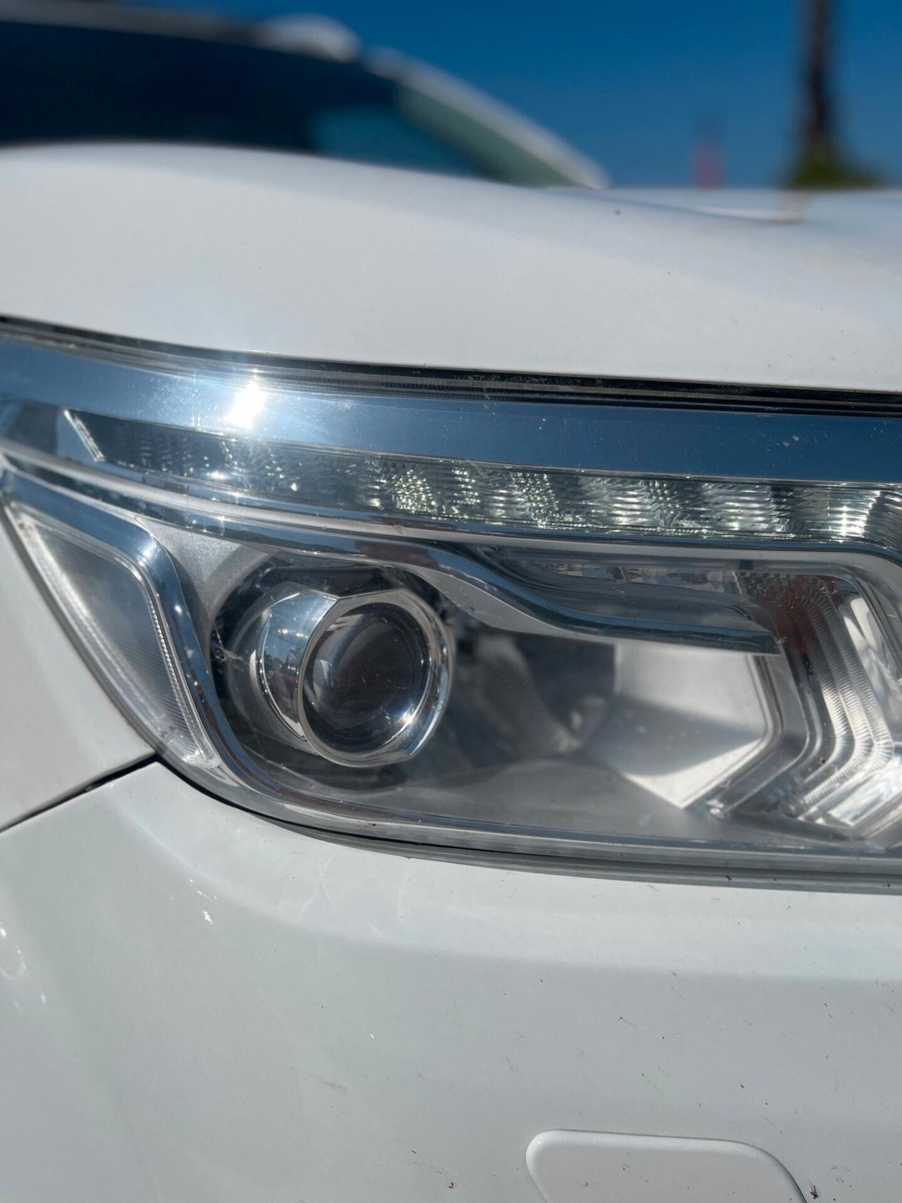 Nissan Navara 2.3 dCi 4WD Double Cab N-Connecta