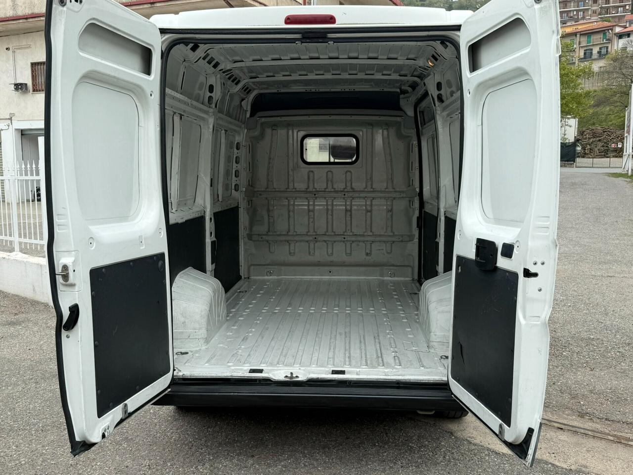 Fiat Ducato 33 2.2 MJT 120 cv TETTO ALTO