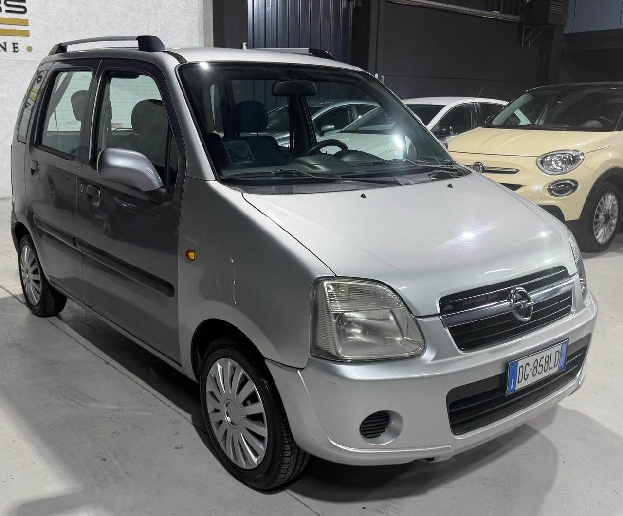 Opel Agila 1.0 12v Enjoy (edition) c/abs Bicolor