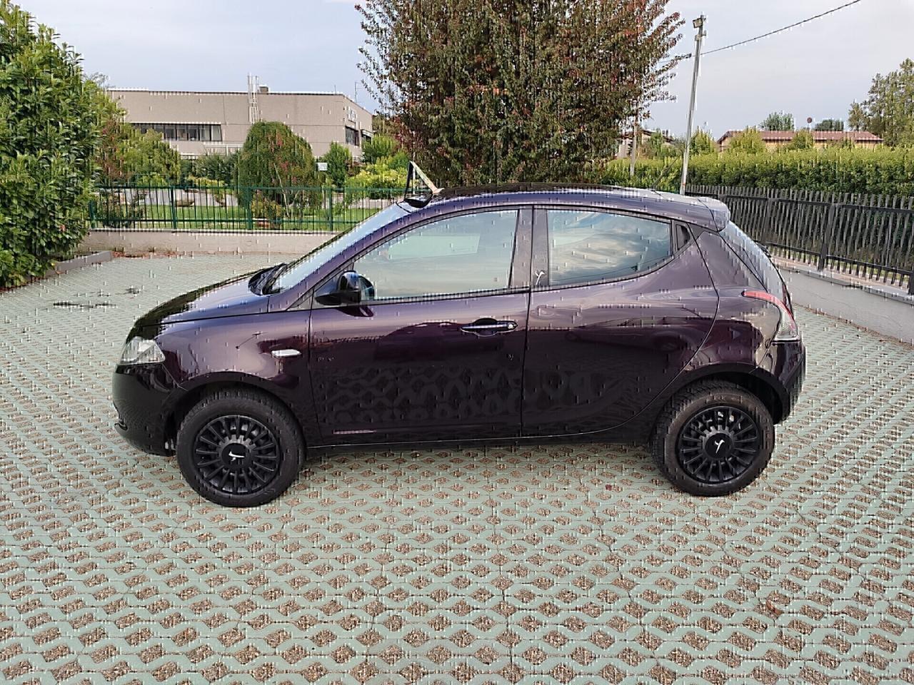 Lancia Ypsilon 0.9 TwinAir~METANO~NEOPAT~178.000~GARANZIA~2014