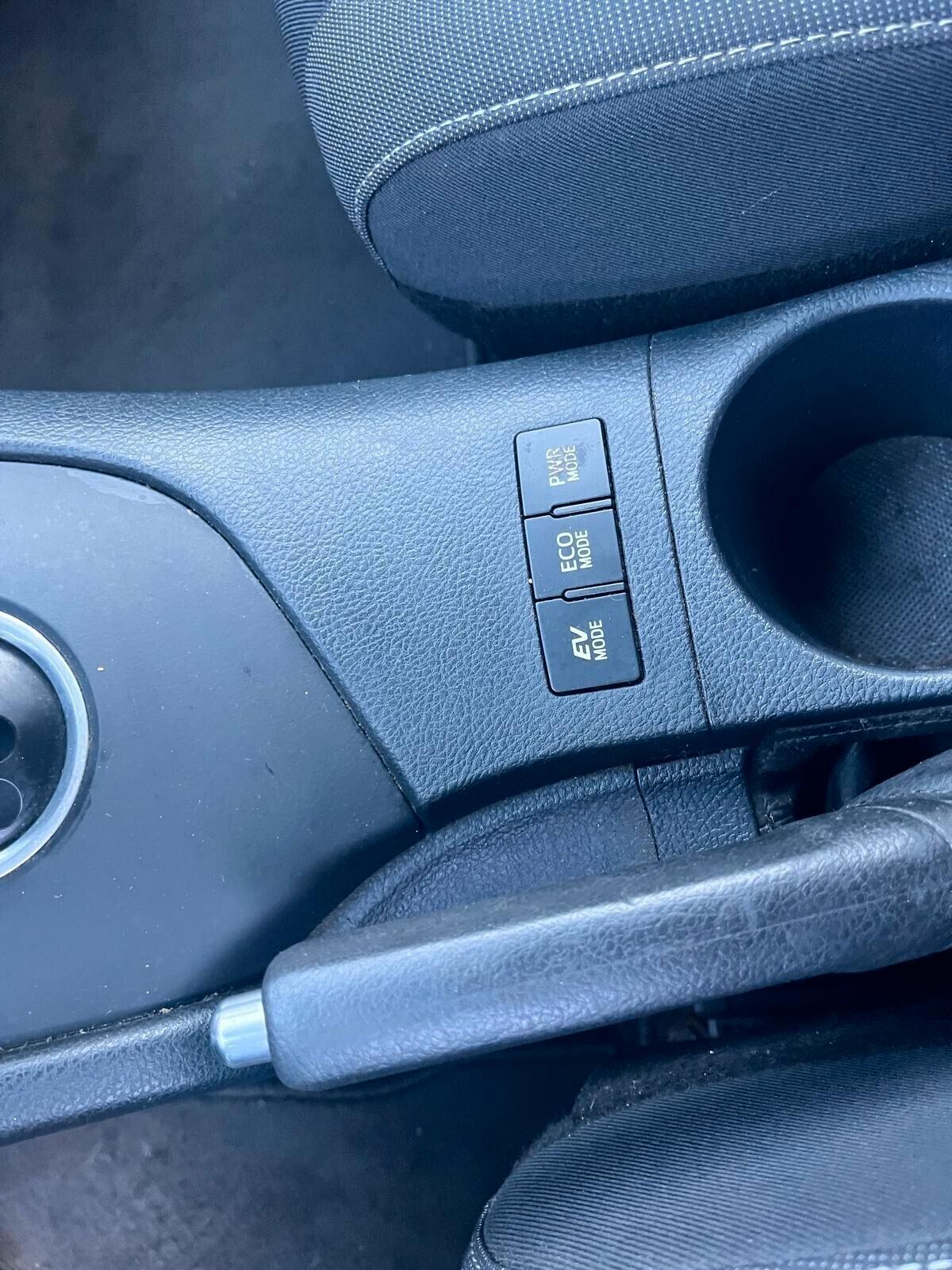 Toyota Prius 1.8 Lounge - 2016