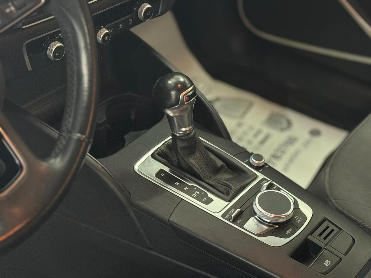 Audi A3 Sedan 30 TDI S tronic Sport