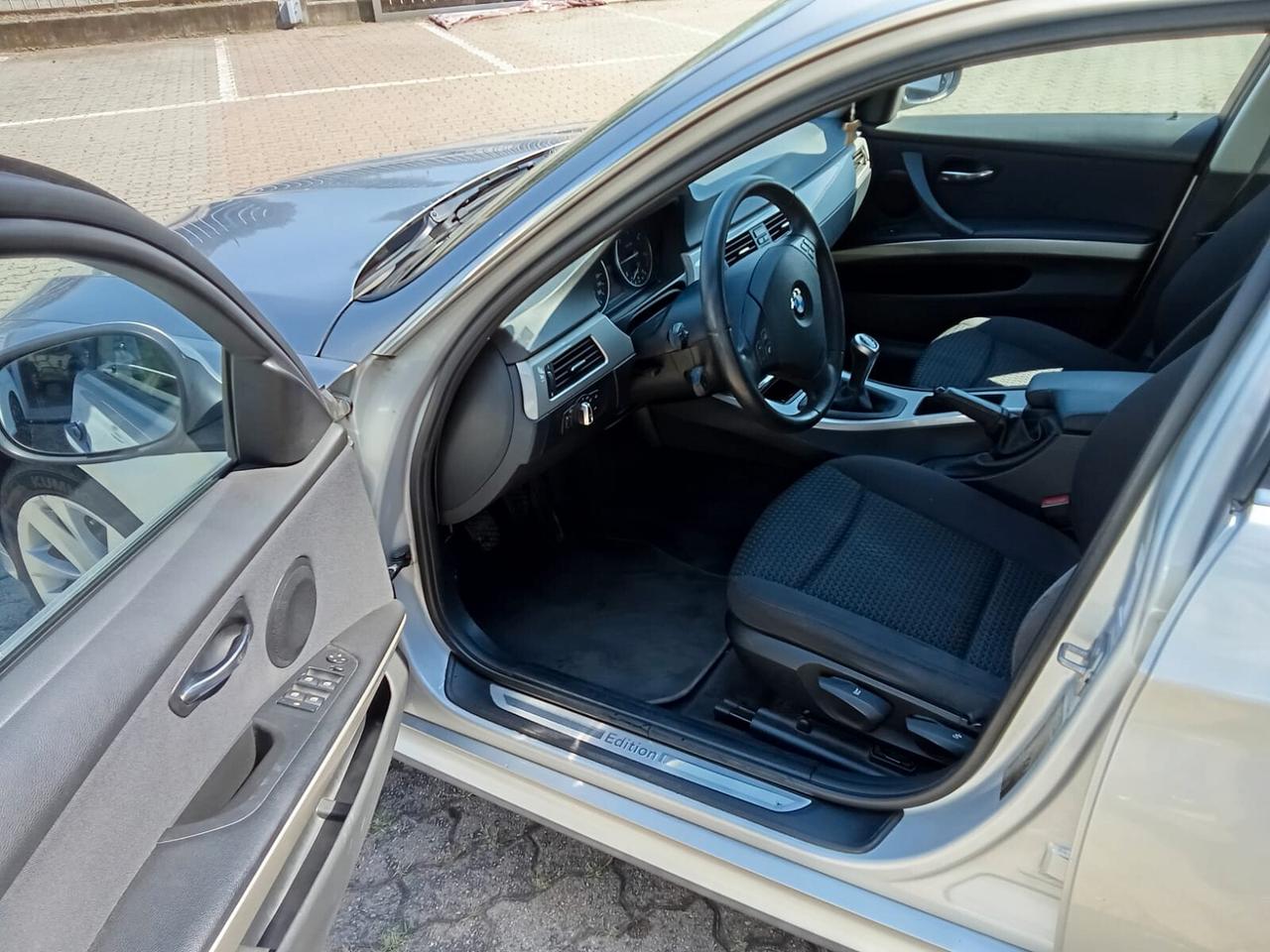 Bmw 318 318d 2.0 143CV cat Touring Attiva