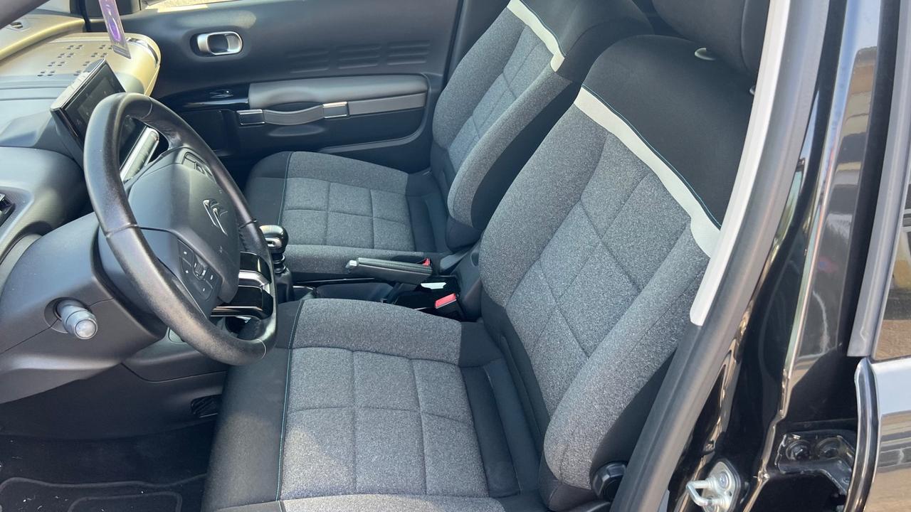 Citroen C4 Cactus BlueHDi 100 S&S Shine Pack