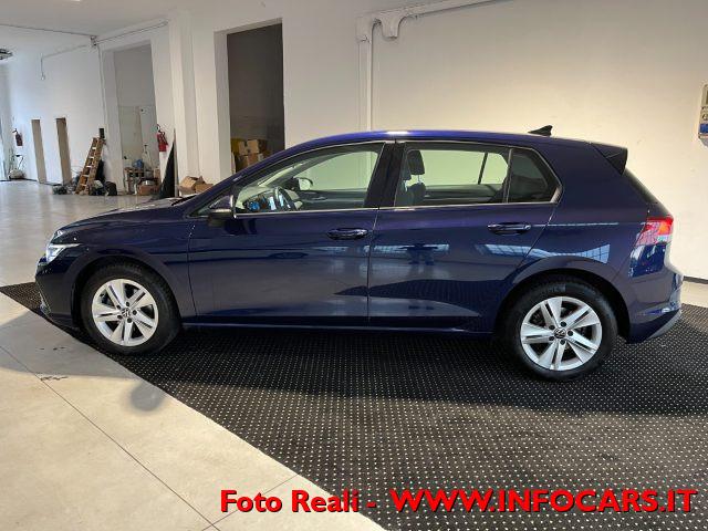 VOLKSWAGEN Golf 1.0 eTSI MHEV EVO DSG Life PROMO !!