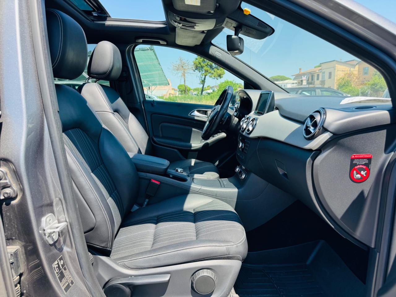 Mercedes-benz B 200 BlueEFFICIENCY Premium