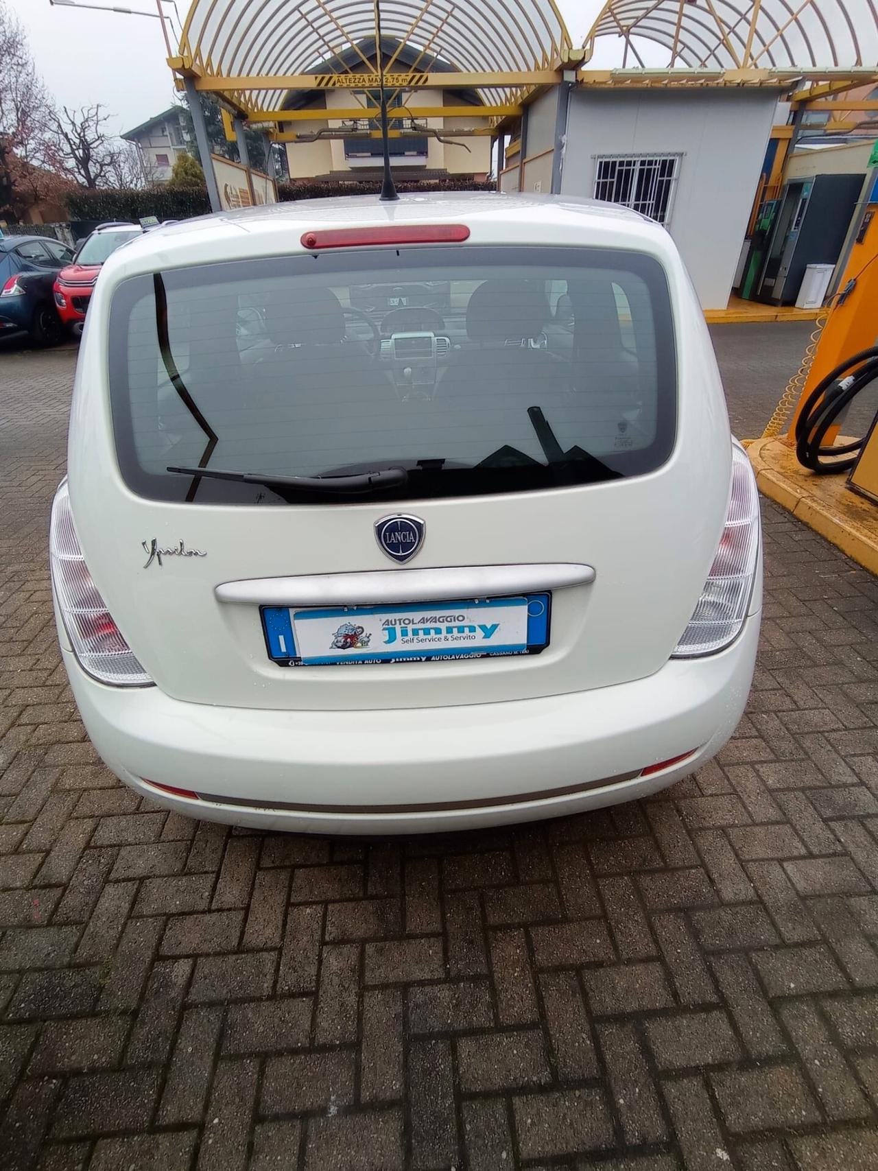 Lancia Ypsilon 1.2 Argento