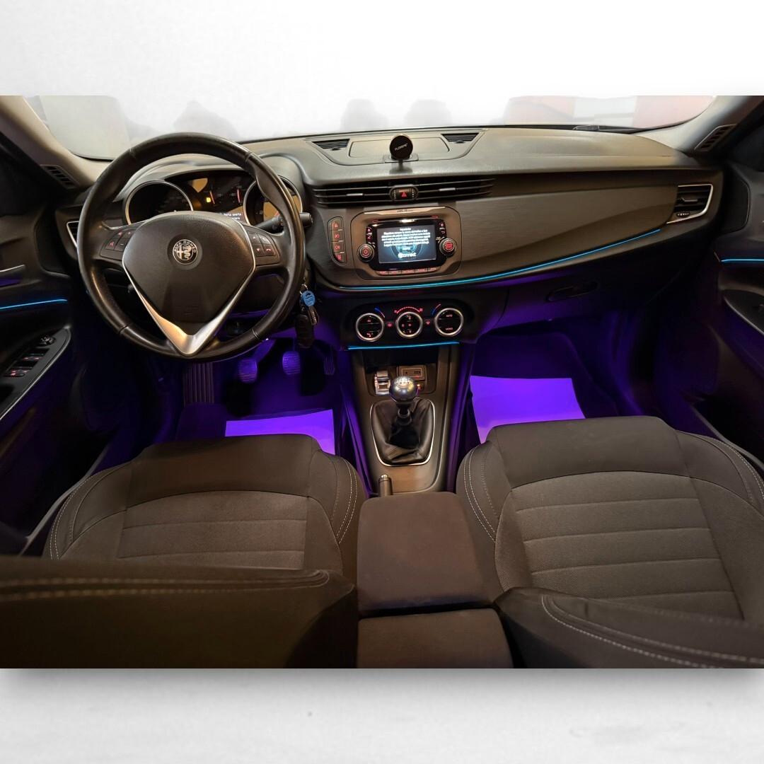 Alfa Romeo Giulietta 1.6 JTDM 120CV Super – Cerchi da 18'' – Doppio scarico
