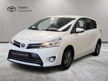 TOYOTA Verso - Verso 1.6 D-4D Cool