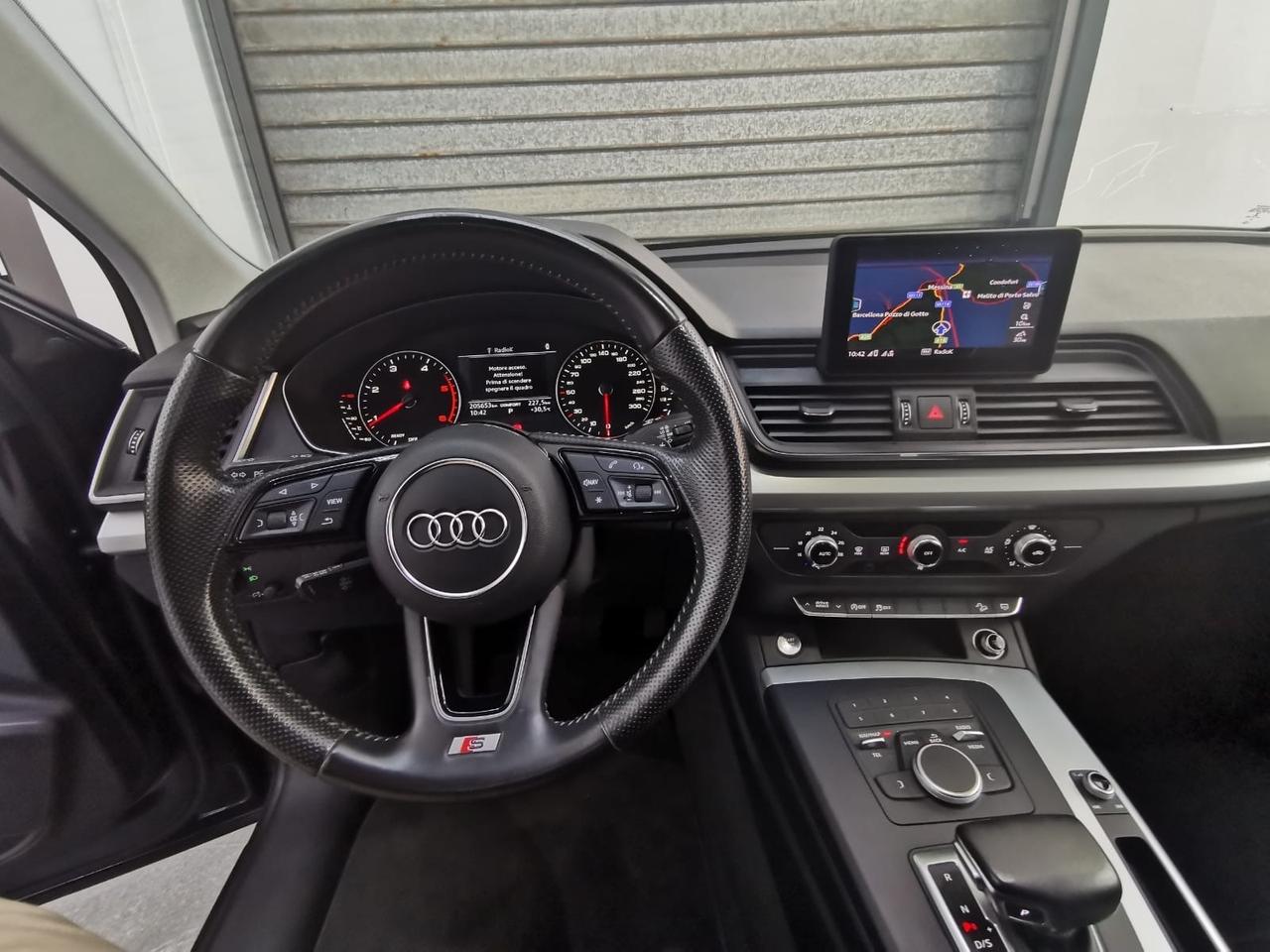 Audi Q5 2.0 TDI quattro S tronic Business Sport
