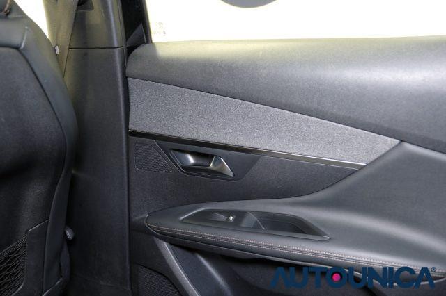 PEUGEOT 3008 PURETECH TURBO 130 S&S EAT8 GT LINE