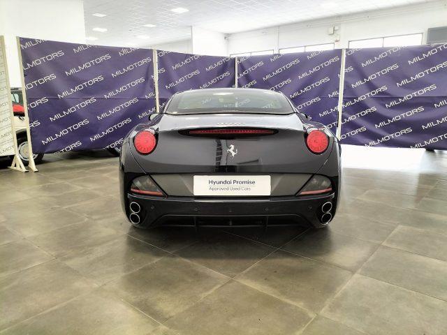 FERRARI California DCT