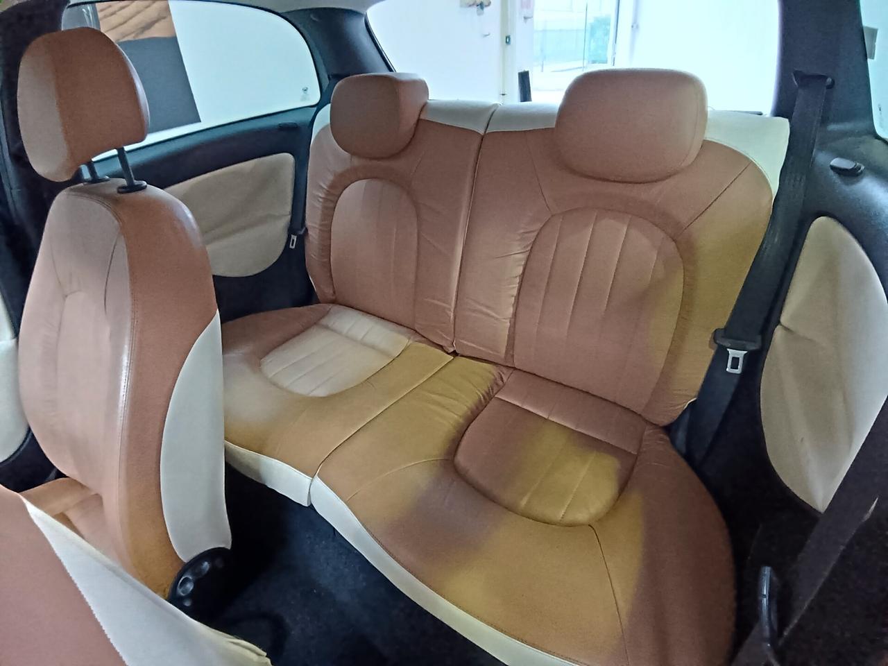 Lancia Ypsilon 1.2 16V Platino