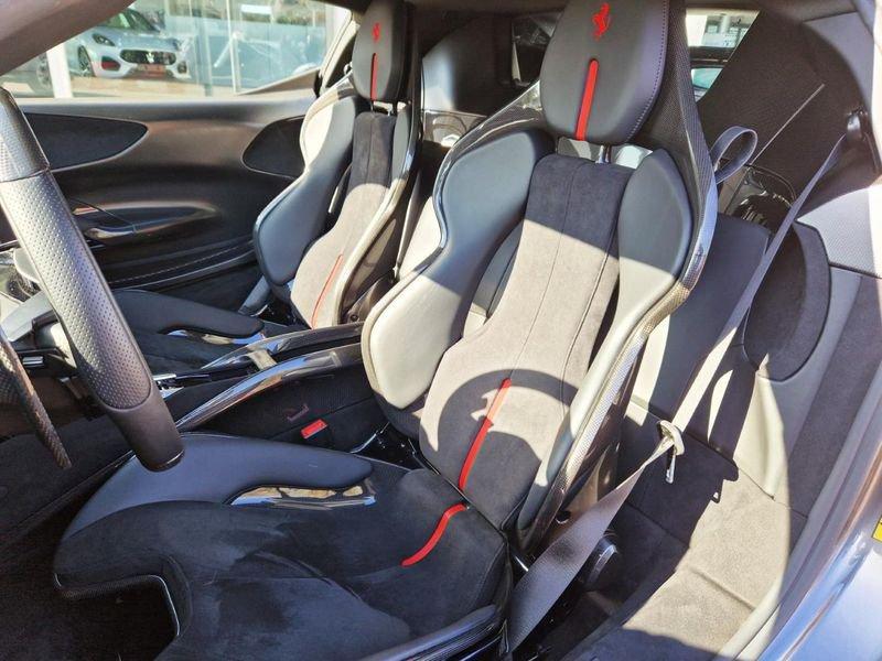 Ferrari SF90 SF90 Stradale