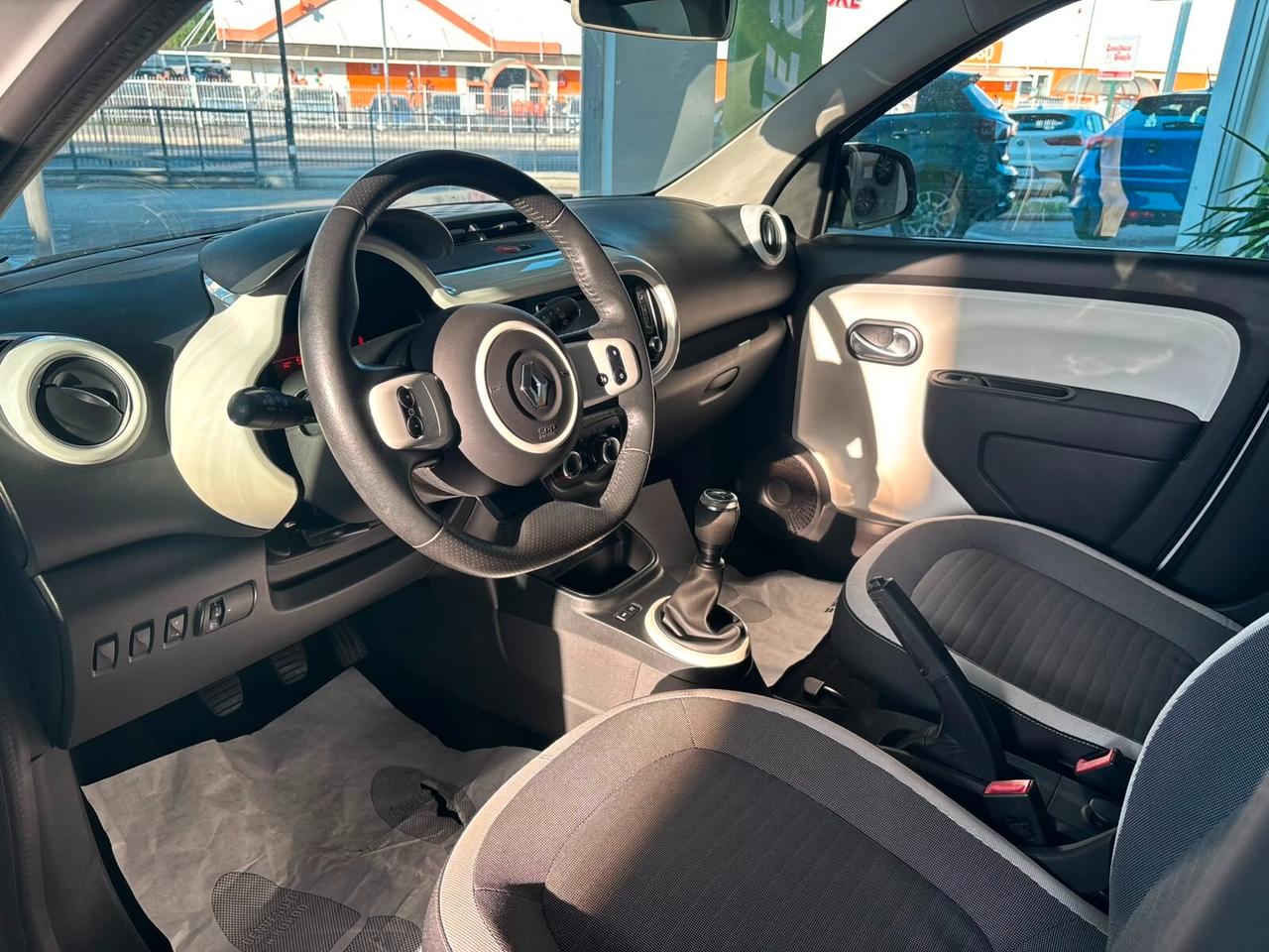 Renault Twingo SCe 65 CV Duel2