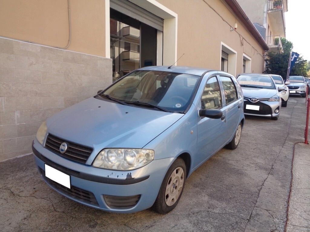 FIAT PUNTO 1.2 DYNAMIC (FINANZIABILE)