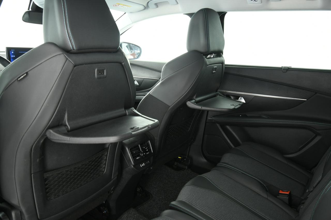 PEUGEOT 5008 1.5 bluehdi Allure s&s 130cv CAMERA+APP CONNECT