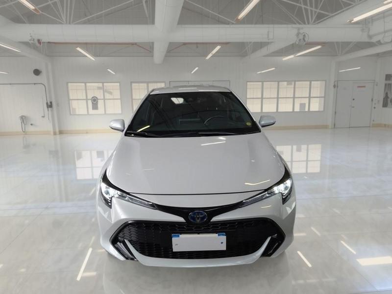 TOYOTA COROLLA 1.8 HYBRID BUSINESS 5 PORTE BERLINA
