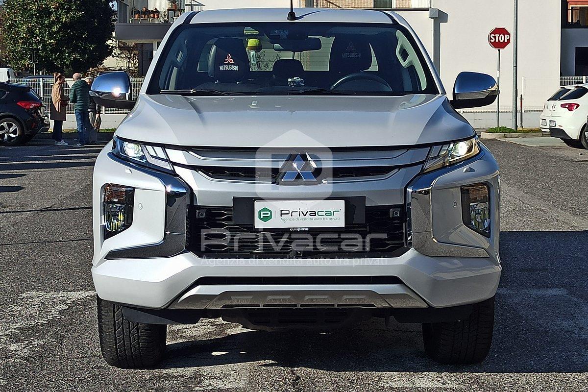 MITSUBISHI L200 2.3 D Double Cab 4x4 Super Select Diamond aut.