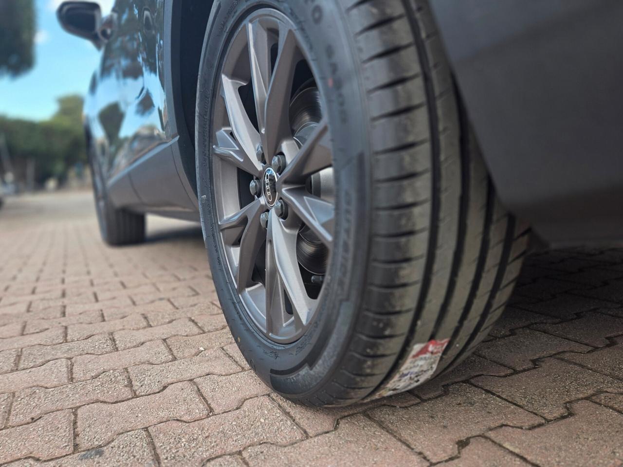 Audi Q3 35 TDI S tronic 150 cv Business