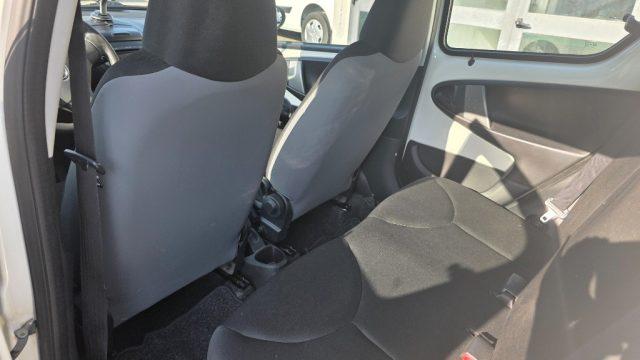 TOYOTA Aygo 1.0 12V VVT-i 5 porte Active Connect