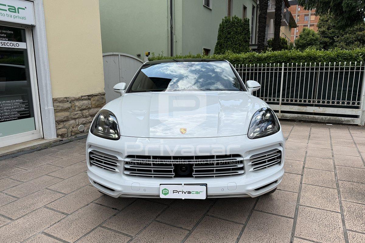 PORSCHE Cayenne Coupé 3.0 V6