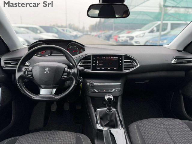 PEUGEOT 308 308 II 2018 SW SW 1.5 bluehdi s tg : GB443HF