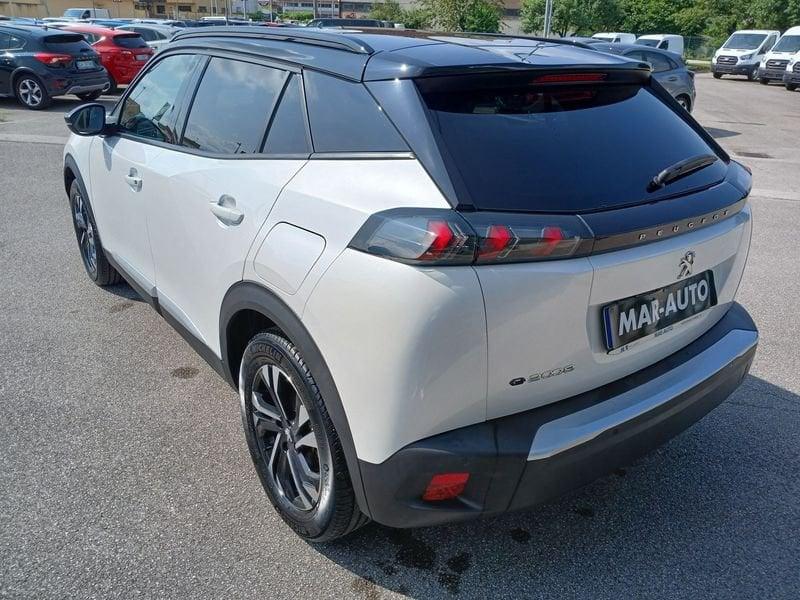 Peugeot 2008 motore elettrico 136 CV Allure