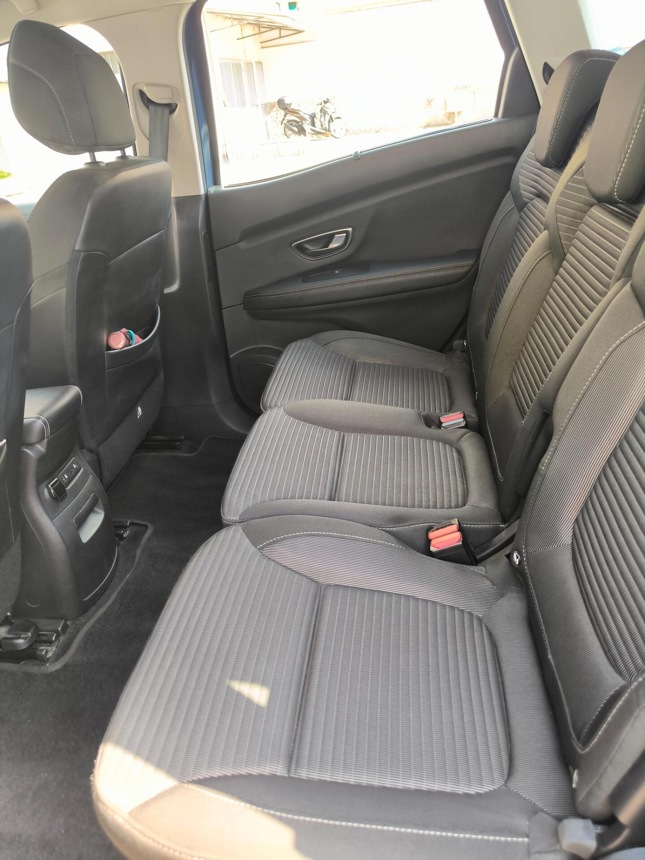 Renault Scenic 1.5 dci 110 CV Energy Intens Neopatentati