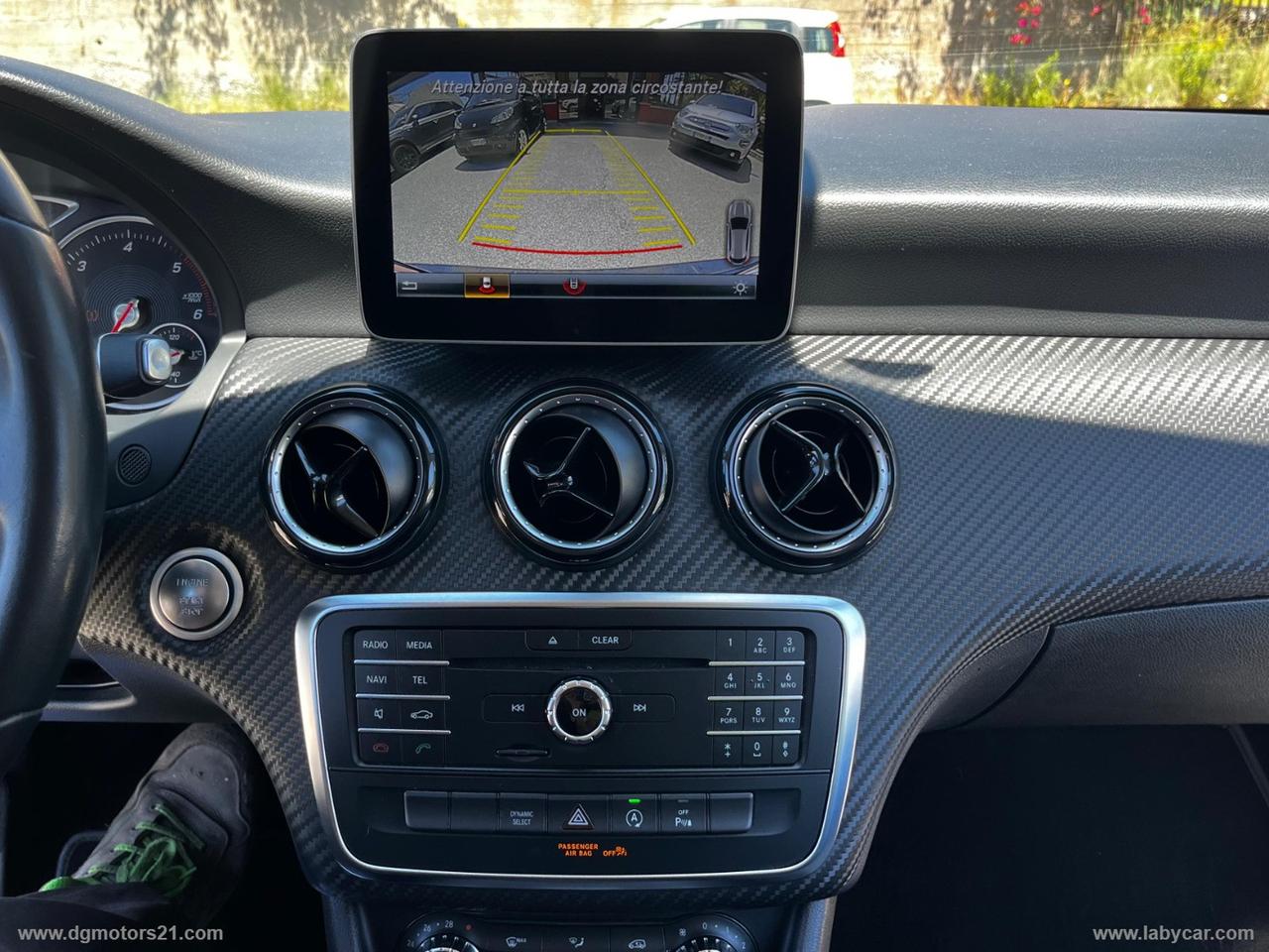 MERCEDES-BENZ GLA 200 d Automatic Sport
