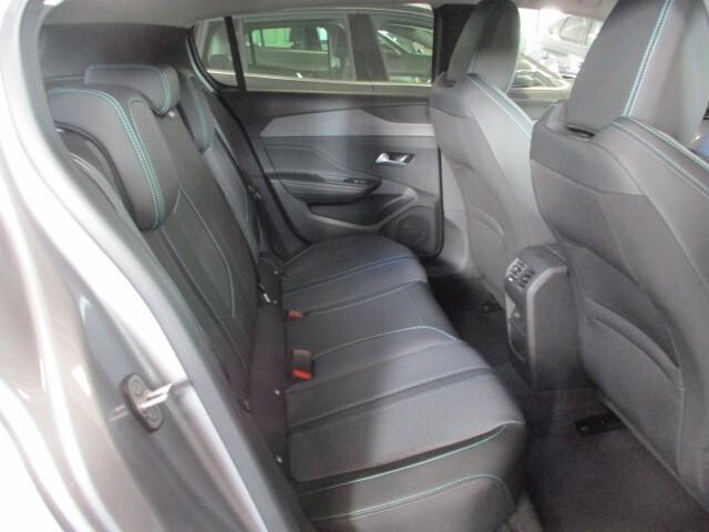 Peugeot 308 BlueHDi 130 S&S EAT8 Allure