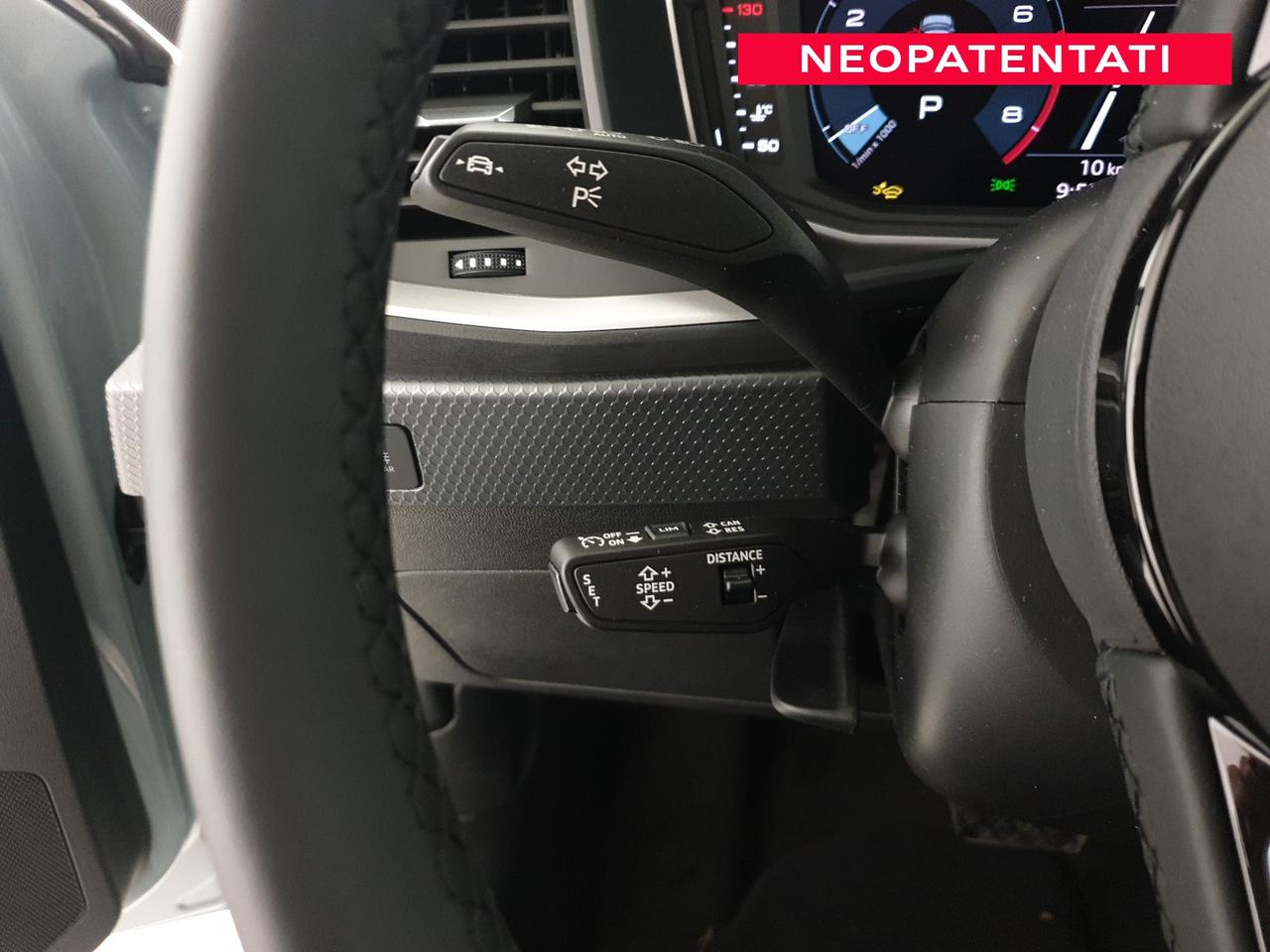 Allstreet 30TFSI 116CV S tronic Identity Contrast