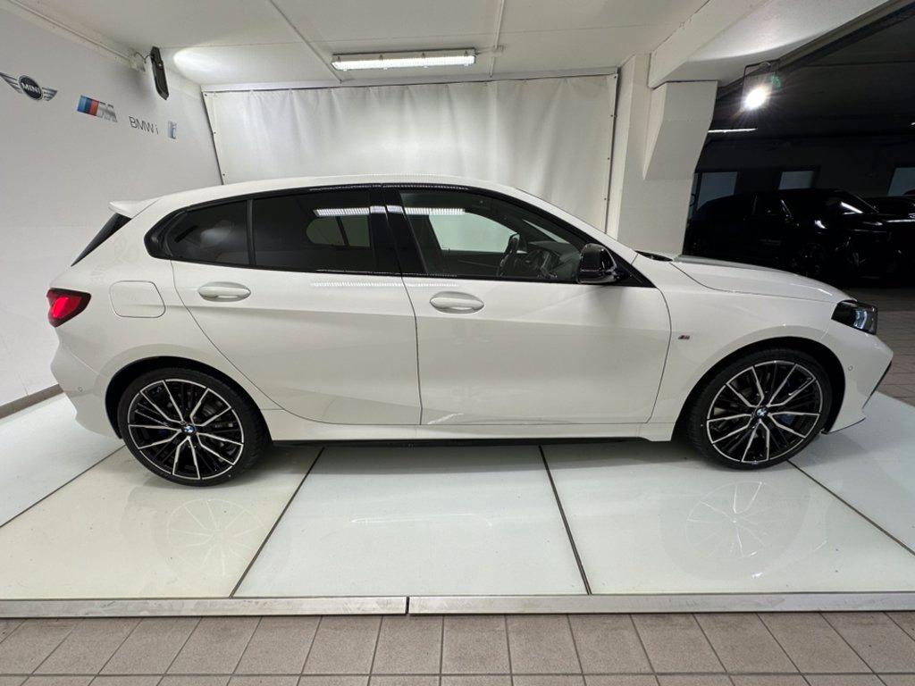 BMW M 135i xdrive auto del 2024