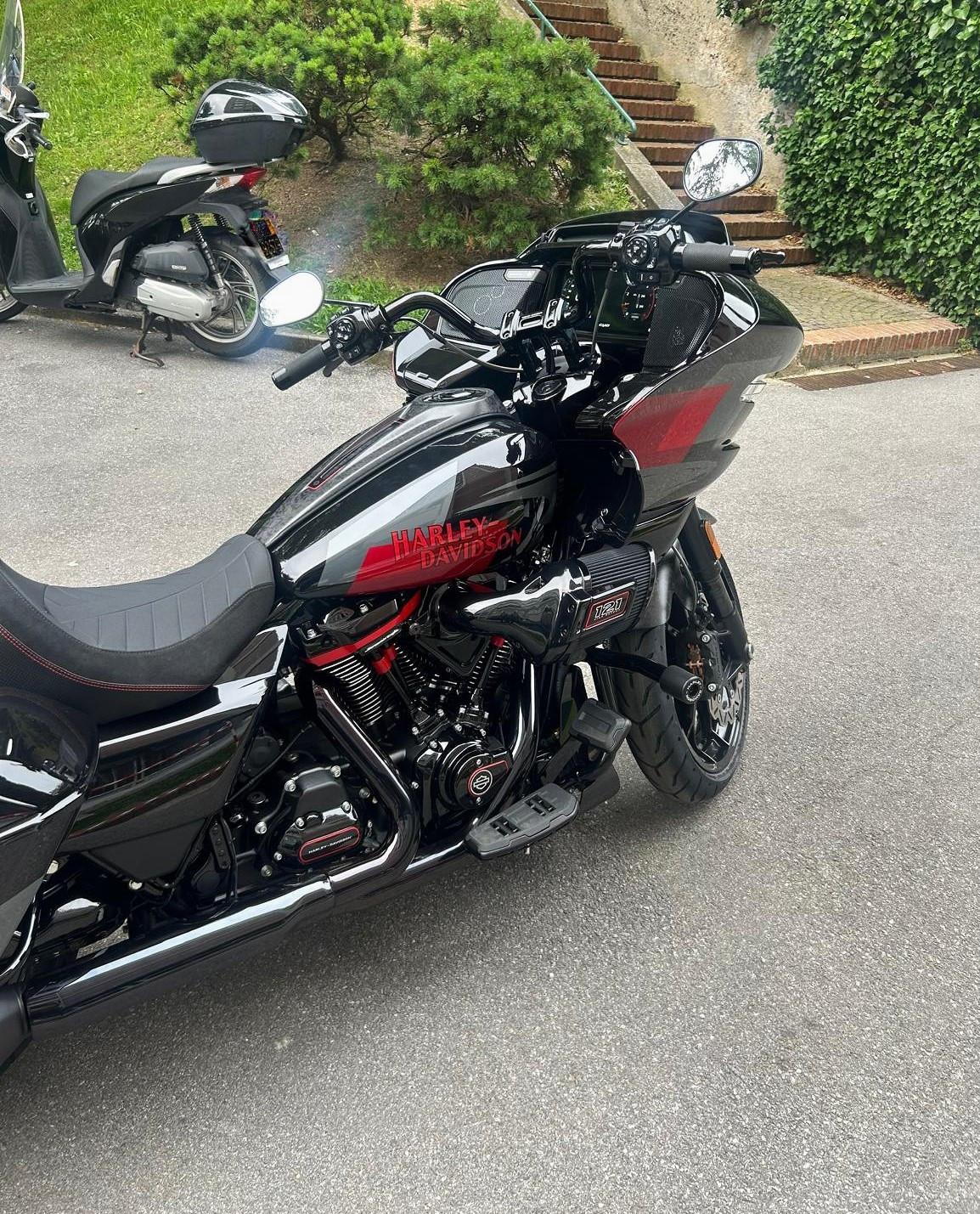 Harley-davidson CVO Road Glide ST
