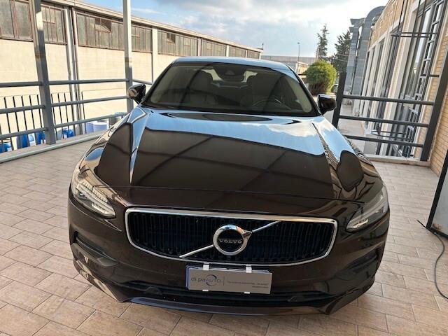 Volvo S90 D4 Geartronic Momentum