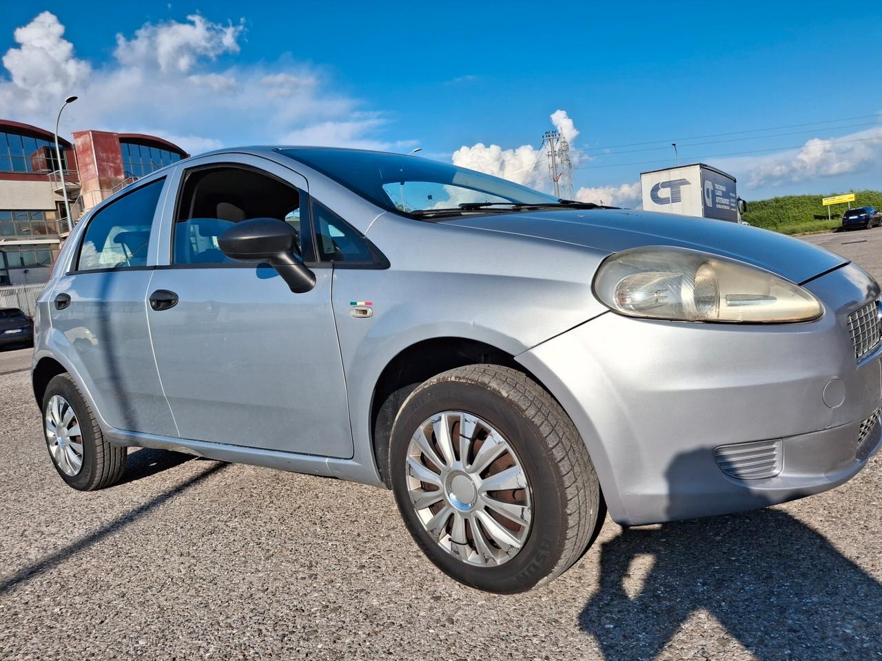 Fiat Grande Punto 1.4-5 porte Active Natural Power-METANO/BENZINA-
