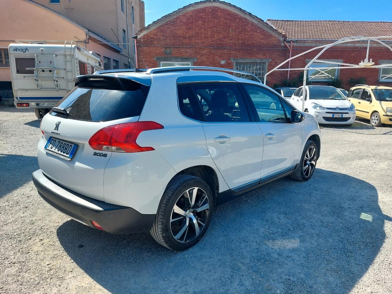 Peugeot 2008 PureTech Turbo 110 S&S Allu STUPENDA