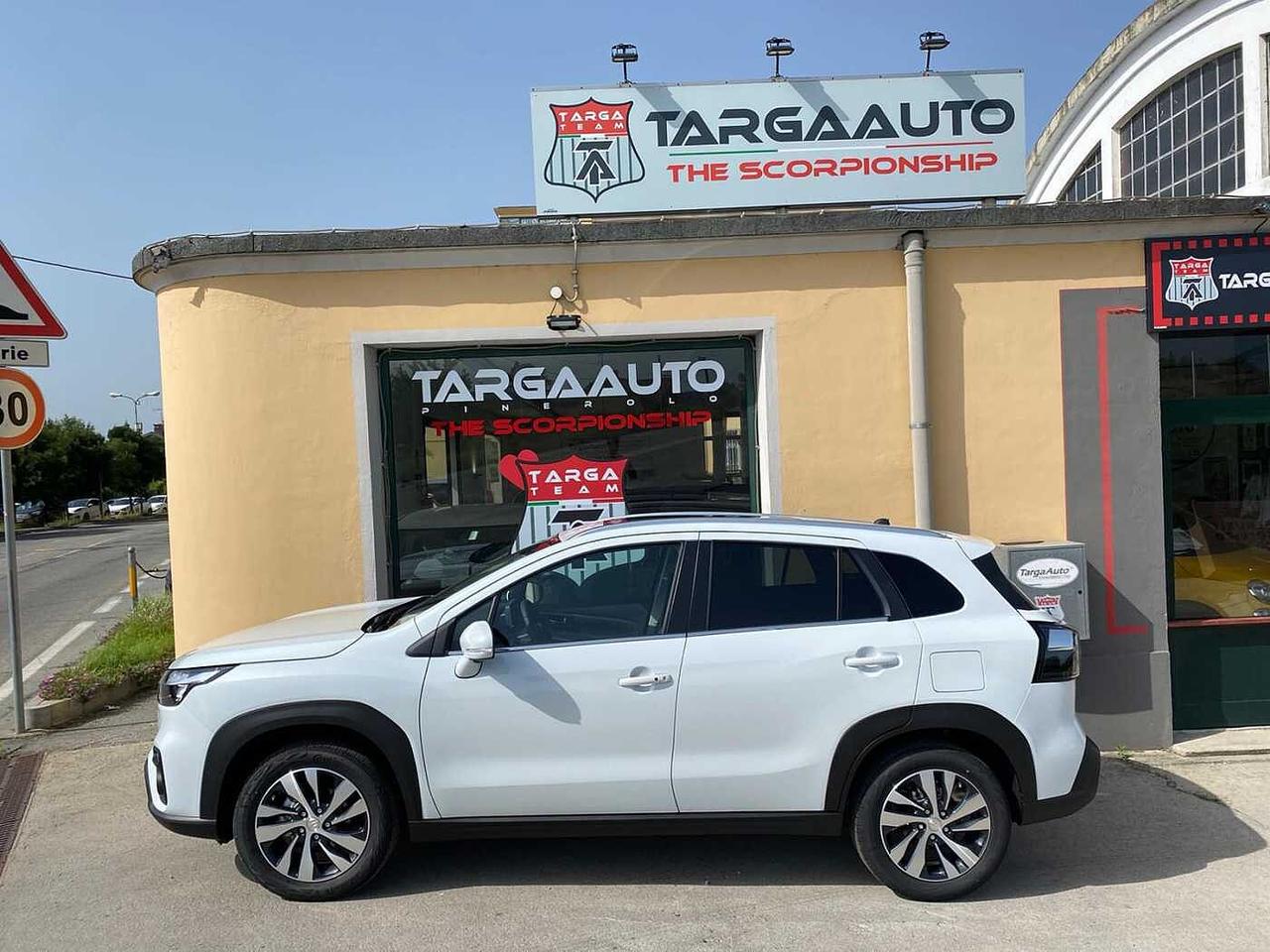 Suzuki S-Cross 1.5 140V Hybrid A/T Starview