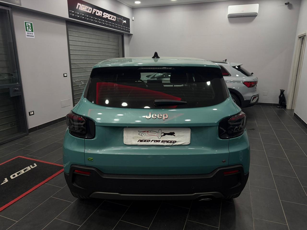 Jeep Avenger 1.2 Turbo 100 CV MHEV Summit