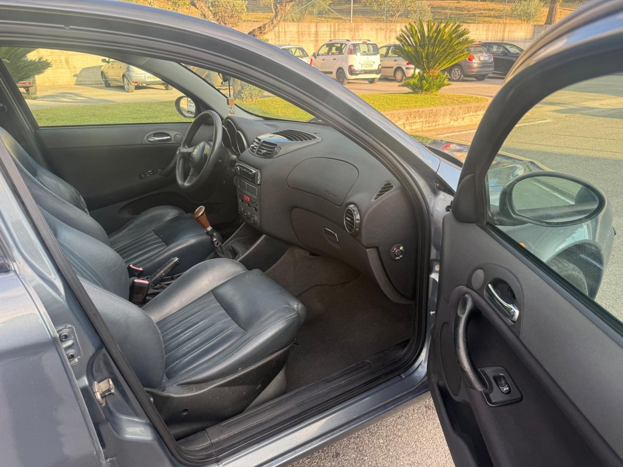 Alfa Romeo 147 1.9 JTD (115 CV)