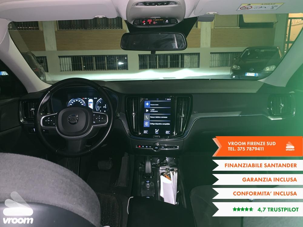 VOLVO V60 (2018-->) V60 B4 (d) Geartronic Momen...