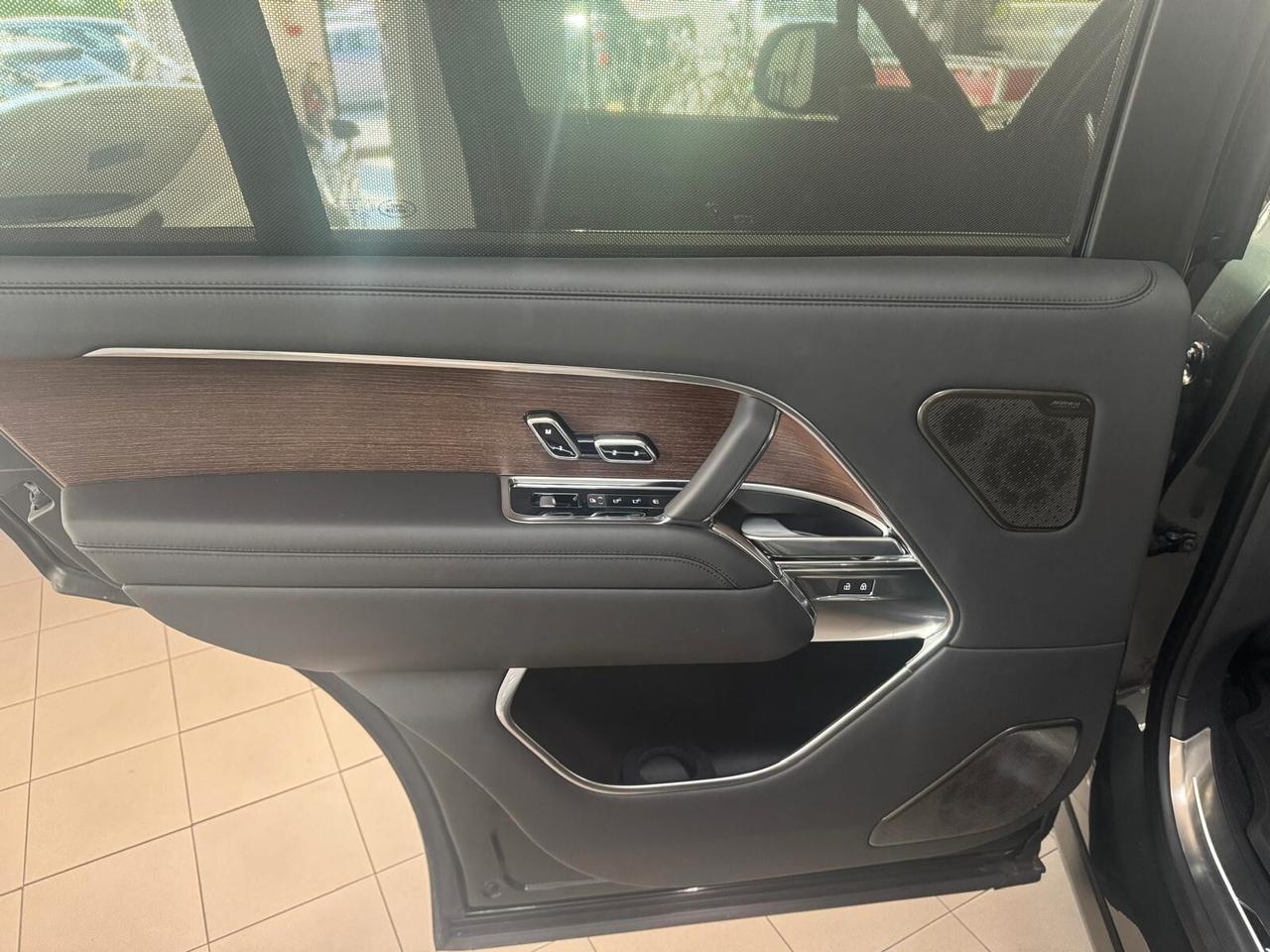 Land Rover Range 3.0D I6 350 CV Autobiography LWB UNICOPROPRIETARIO GARANZIA UFFICIALE 2029