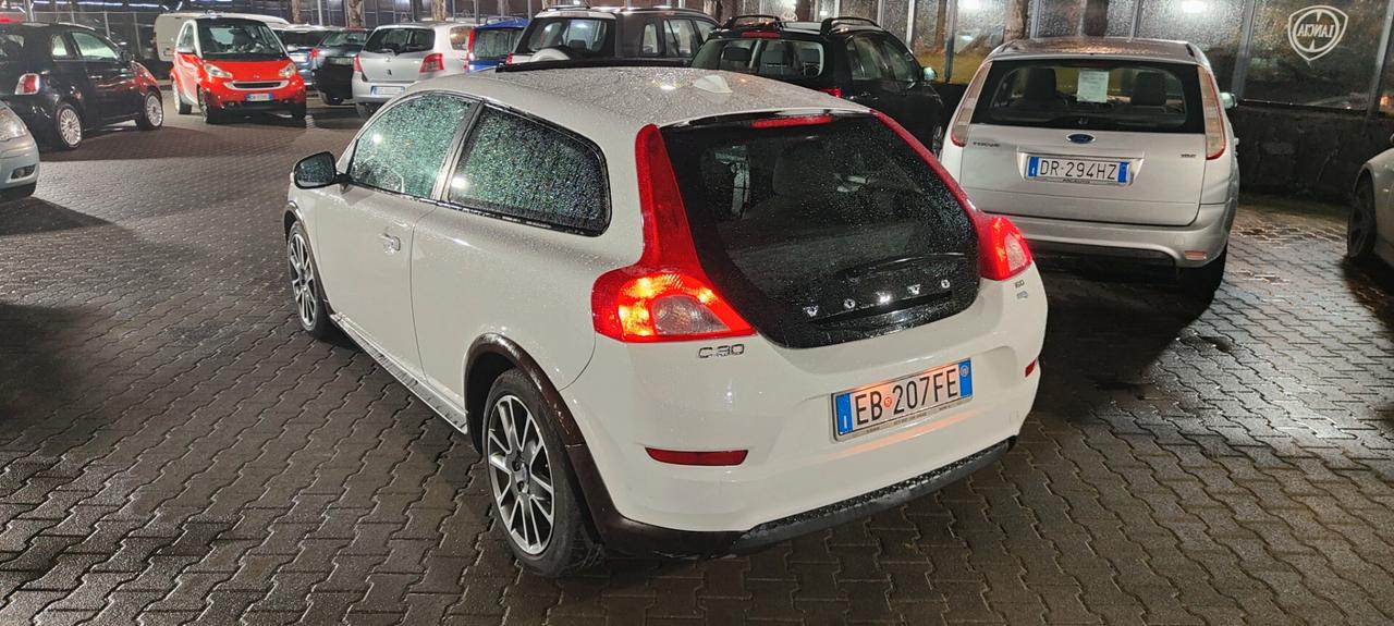 Volvo C30 D2 R-Design 1.6 diesel
