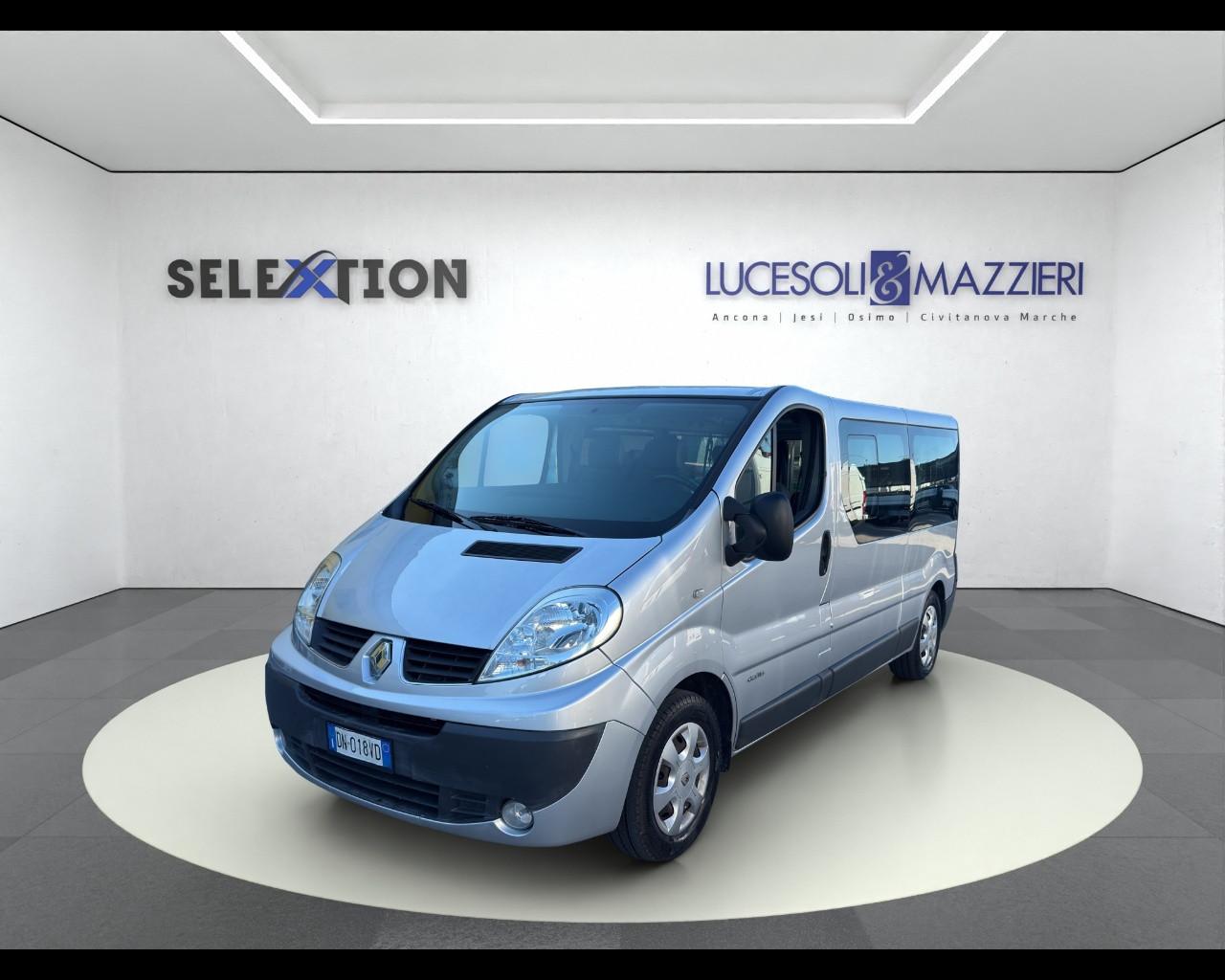 RENAULT Trafic 3ª serie - Trafic T29 2.0 dCi/115 PL-TN Passenger Pack