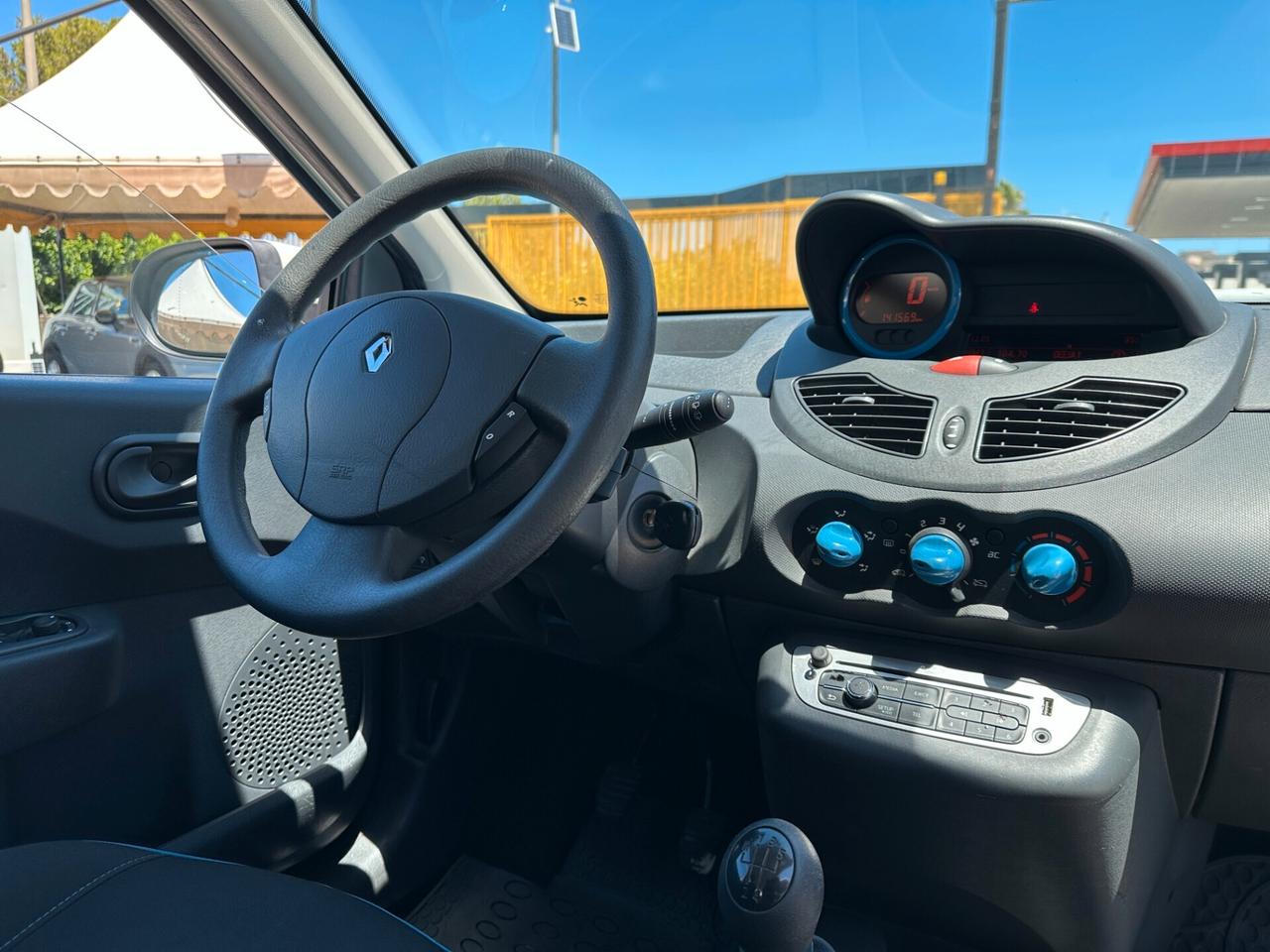 RENAULT Twingo 1.2 16V Live