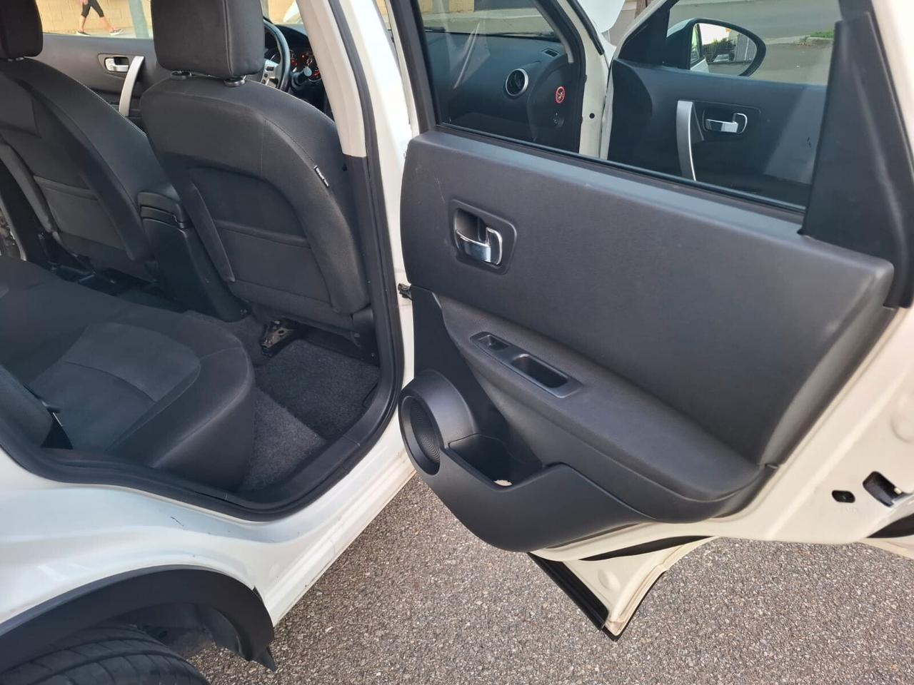 Nissan Qashqai 1.6 dCi 4X4 del 2012 SOLO 146.000 KM