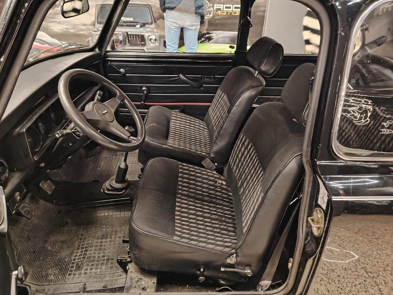 Austin Mini Checkmate