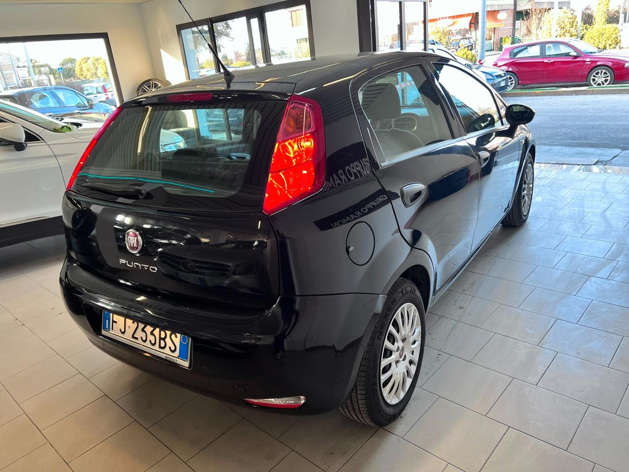 Fiat Punto 1.3 MJT II S&S 95 CV 5 porte Street