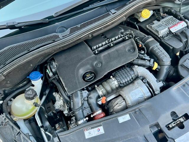 Peugeot 2008 1.6 BlueHDi 120 cv diesel - 2016
